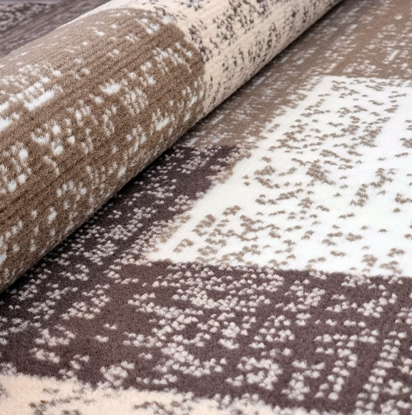 Modern Rug Geometric Brown Beige Patterned Soft Carpet Rug