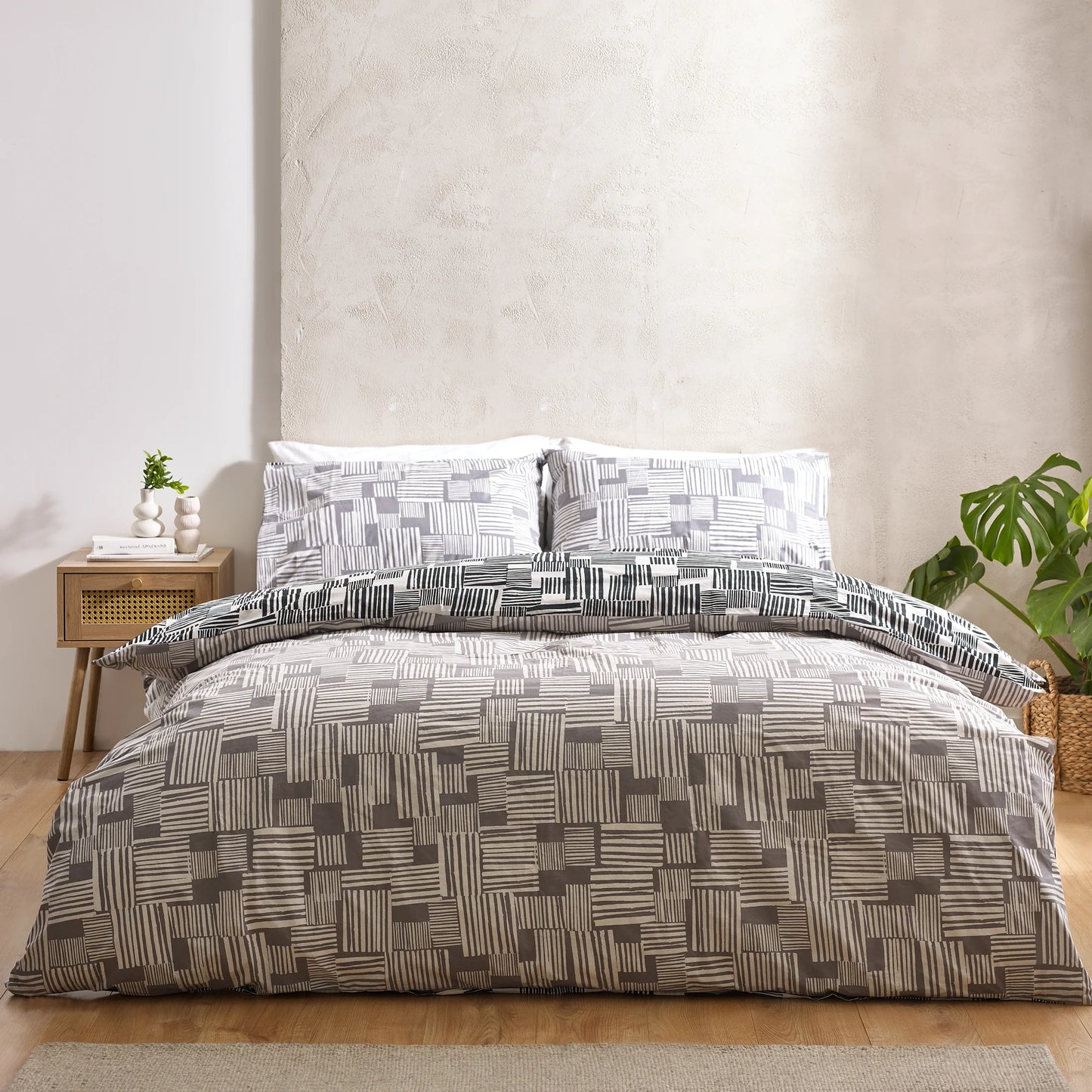 Blocks Reversible Duvet Cover Set by Catherine Lansfield