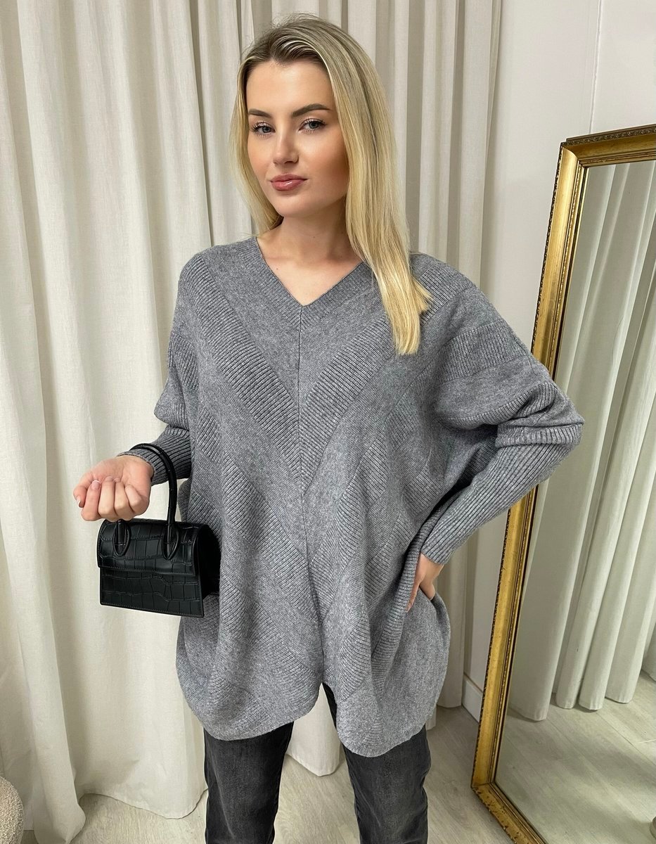 Oversized V-Neck Knitted Top