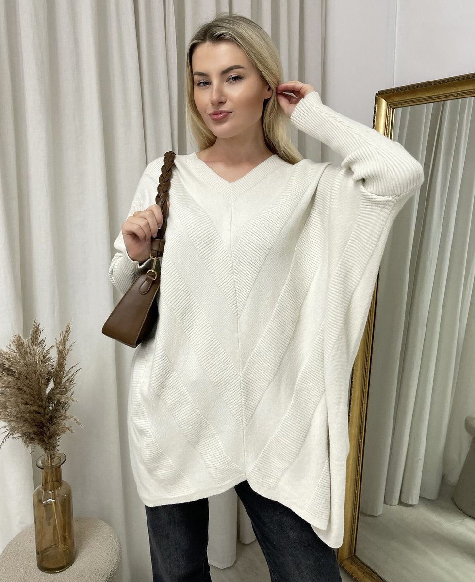 Oversized V-Neck Knitted Top