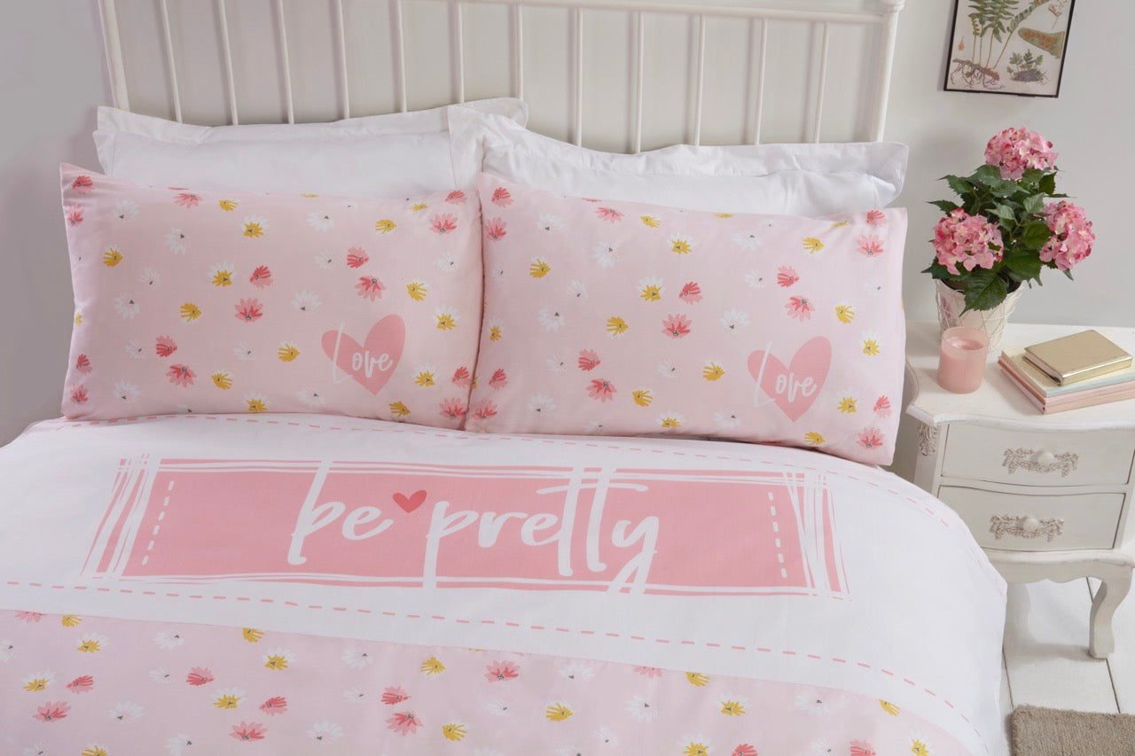 Be Pretty Bedding Set in Pink