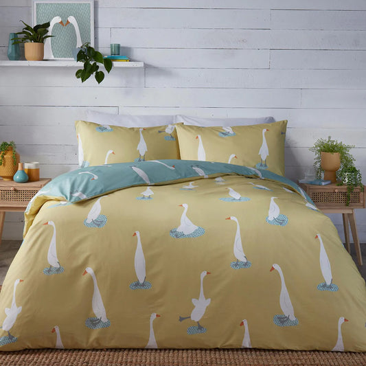 Puddles the Duck Reversible Yellow Duvet Cover Set