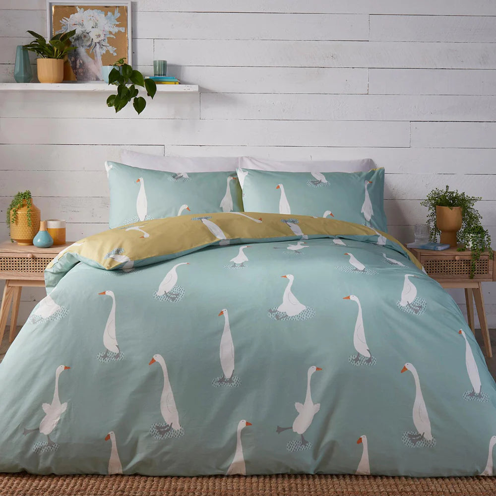 Puddles the Duck Reversible Yellow Duvet Cover Set