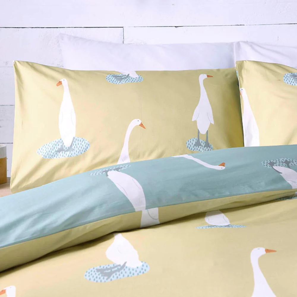 Puddles the Duck Reversible Yellow Duvet Cover Set