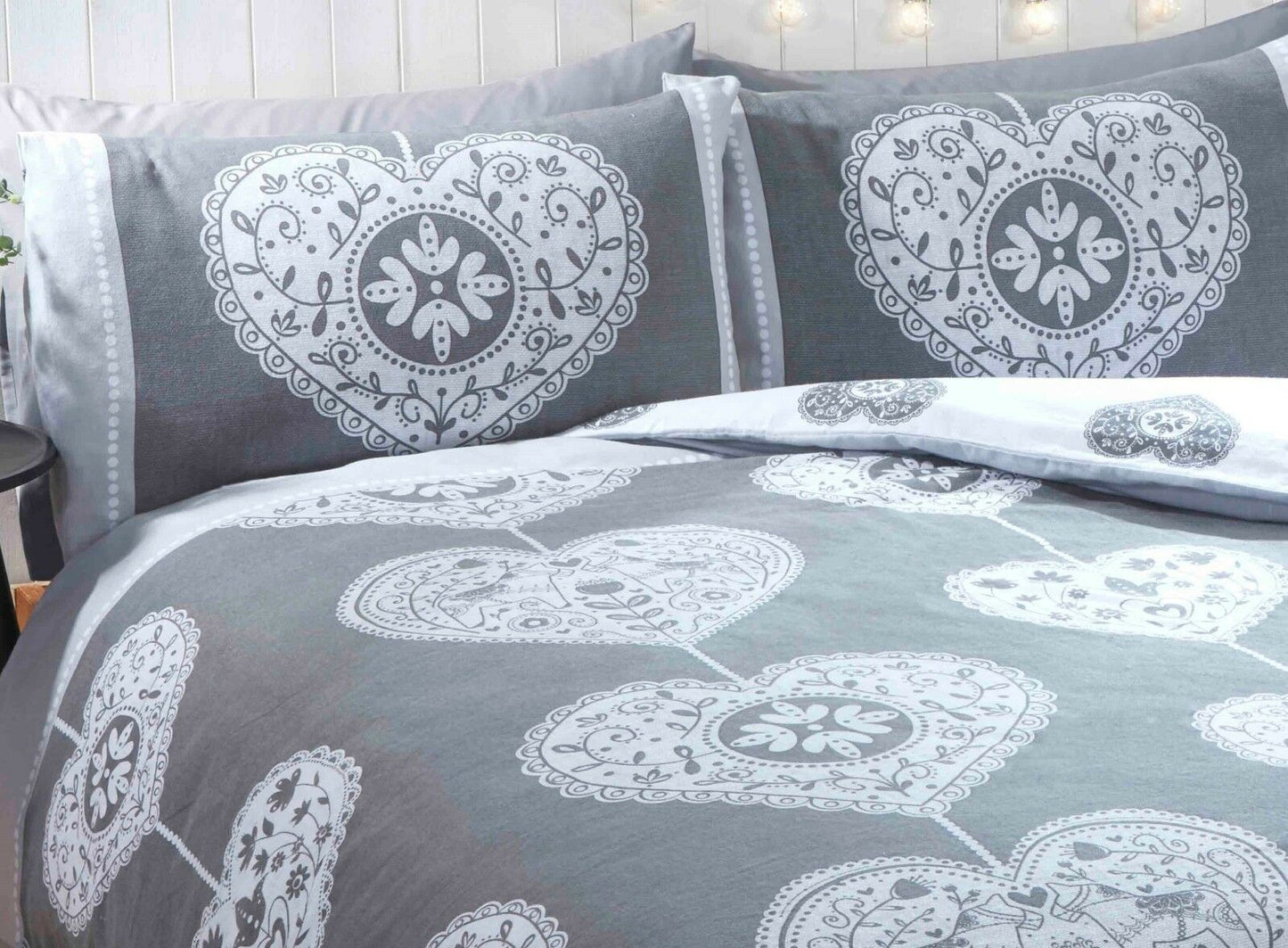 Scandi Hearts Bedding Set